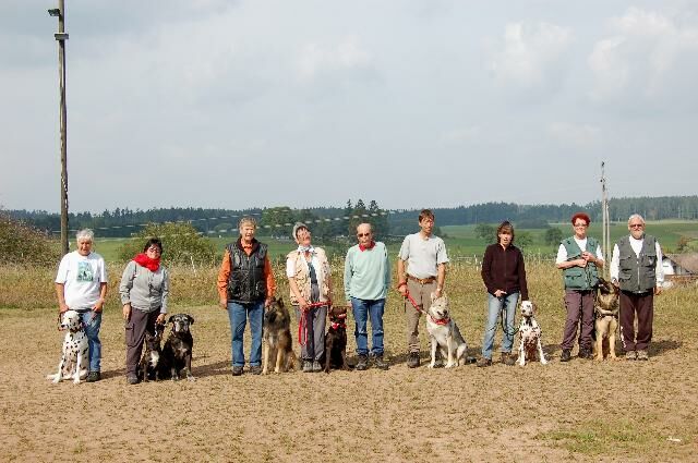 Gruppenfoto.jpg (99371 Byte)